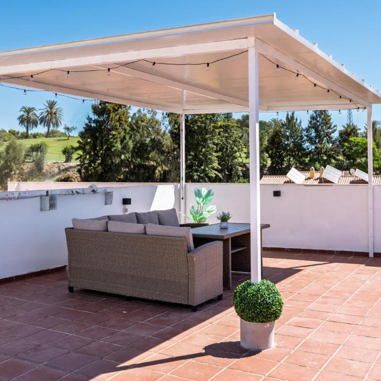 Jardines Torrequebradas By Alfresco Stays - Two-Bedroom Apartment with Terrace and Sea View - 9
