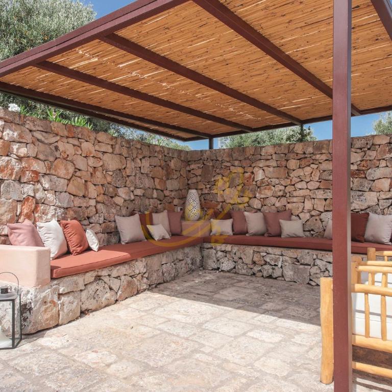 TD Trulli Chiara Tastefully Decorated Trulli with Pool - Two-Bedroom House - 6