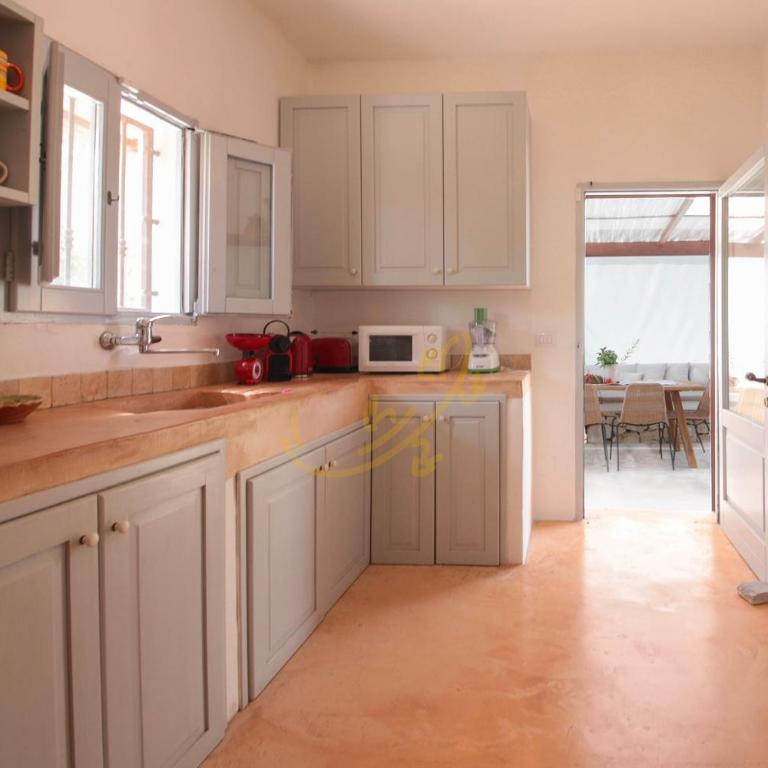 TD Trulli Chiara Tastefully Decorated Trulli with Pool - Two-Bedroom House - 22