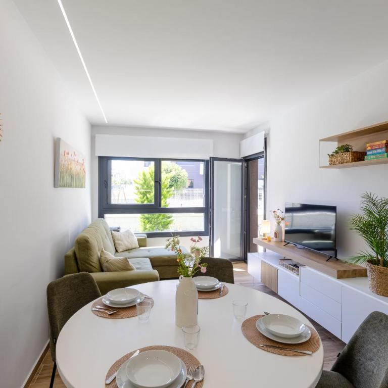 Casa Valentino - Elegant Apartment with Pool Access & Sunny Terrace - Apartamento con balcón - 15