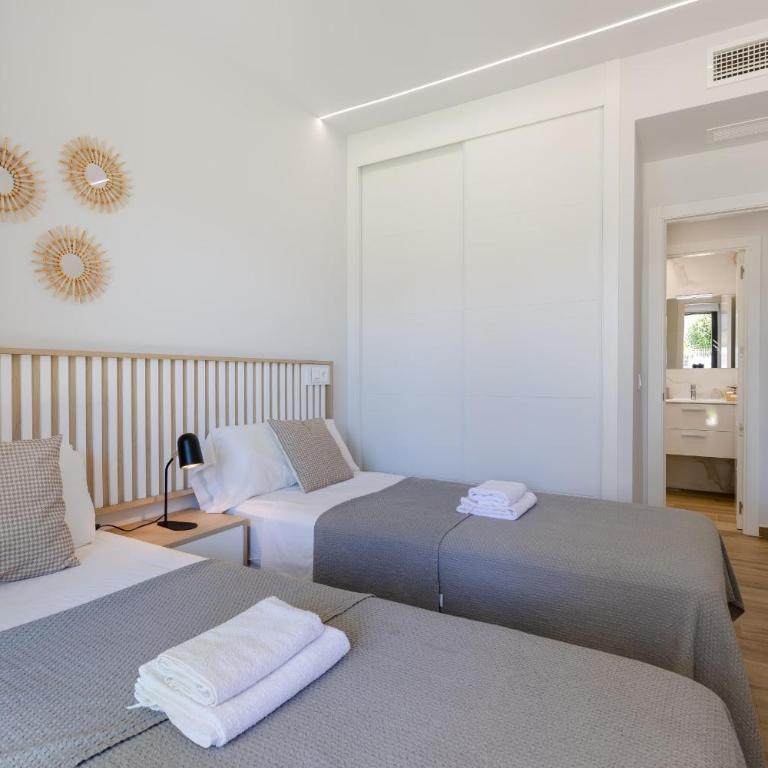 Casa Valentino - Elegant Apartment with Pool Access & Sunny Terrace - Apartamento con balcón - 39