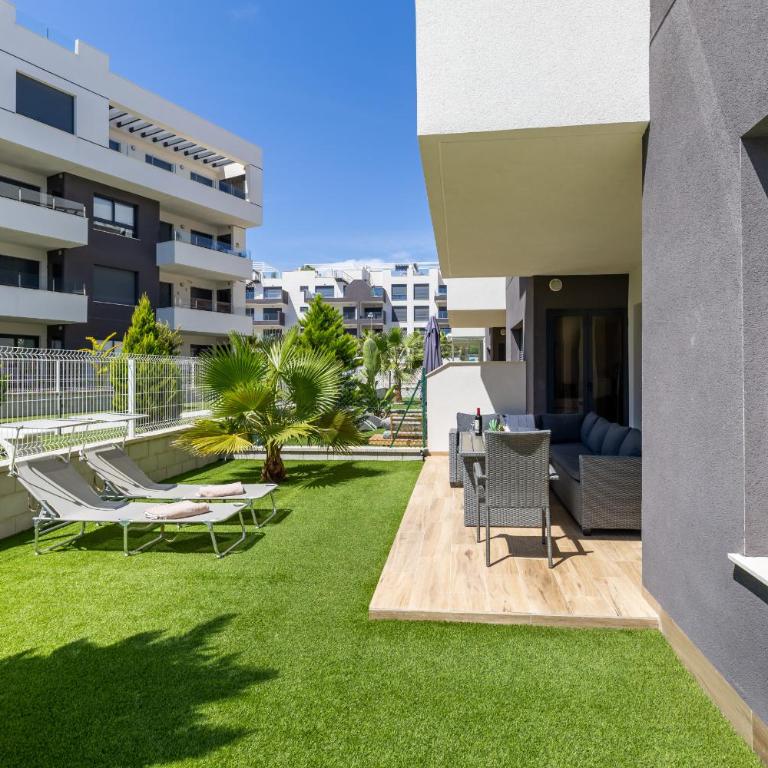 Casa Valentino - Elegant Apartment with Pool Access & Sunny Terrace - Apartamento con balcón - 38