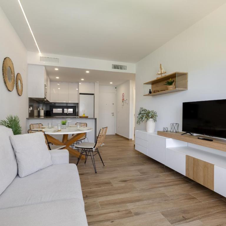 Alicia - Chic and Elegant Apartment with Modern Comfort - Apartamento con balcón - 3