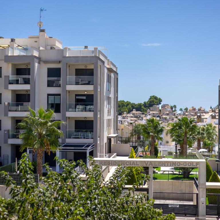 Alicia - Chic and Elegant Apartment with Modern Comfort - Apartamento con balcón - 15