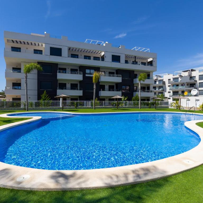 Alicia - Chic and Elegant Apartment with Modern Comfort - Apartamento con balcón - 19