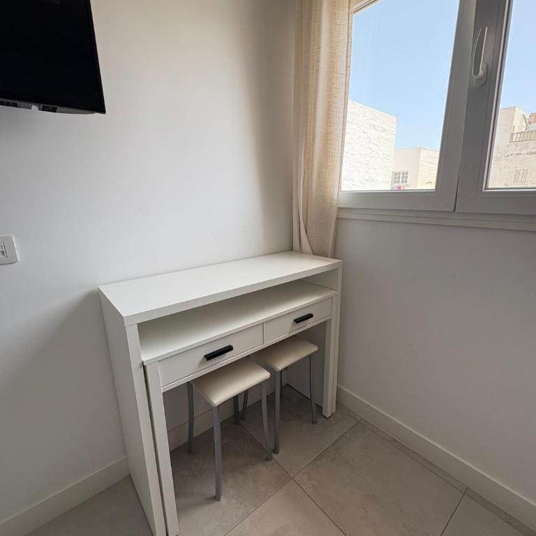 Casa Alisio, Peaceful and Central with 2 Suite - Two-Bedroom Apartment - 5