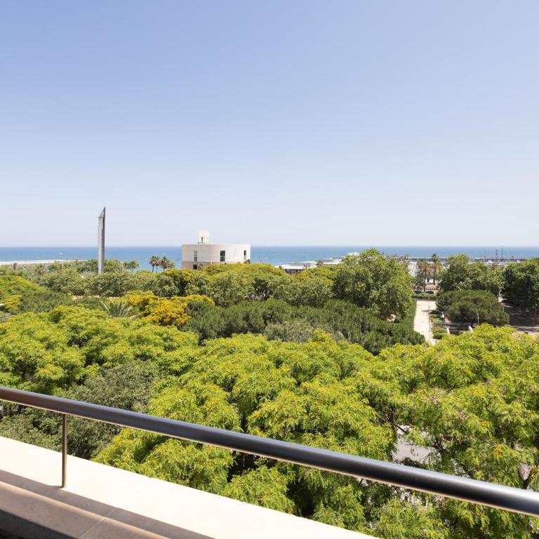 Lets Holidays Apartment Sea Views in Barcelona - Two-Bedroom Apartment with Sea View - 16