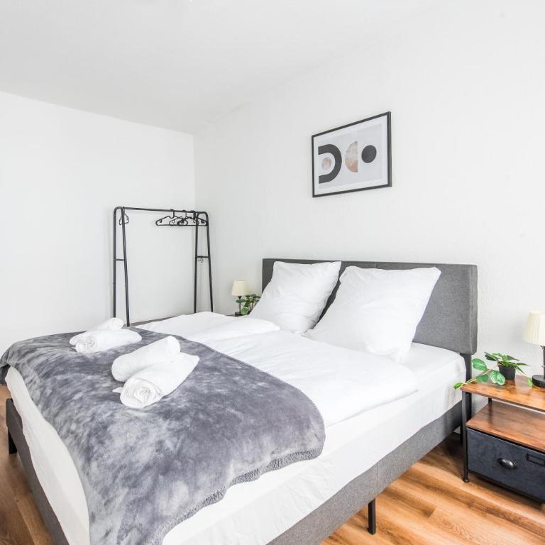 Zentral & modern I perfekt für City-Trip I Familien & Freunde & Business I Fußball-Tisch - Appartamento con 3 Camere da Letto - 2