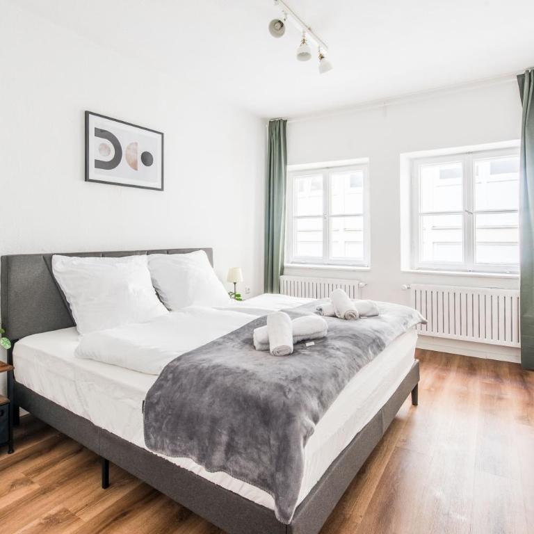 Zentral & modern I perfekt für City-Trip I Familien & Freunde & Business I Fußball-Tisch - Appartamento con 3 Camere da Letto - 1