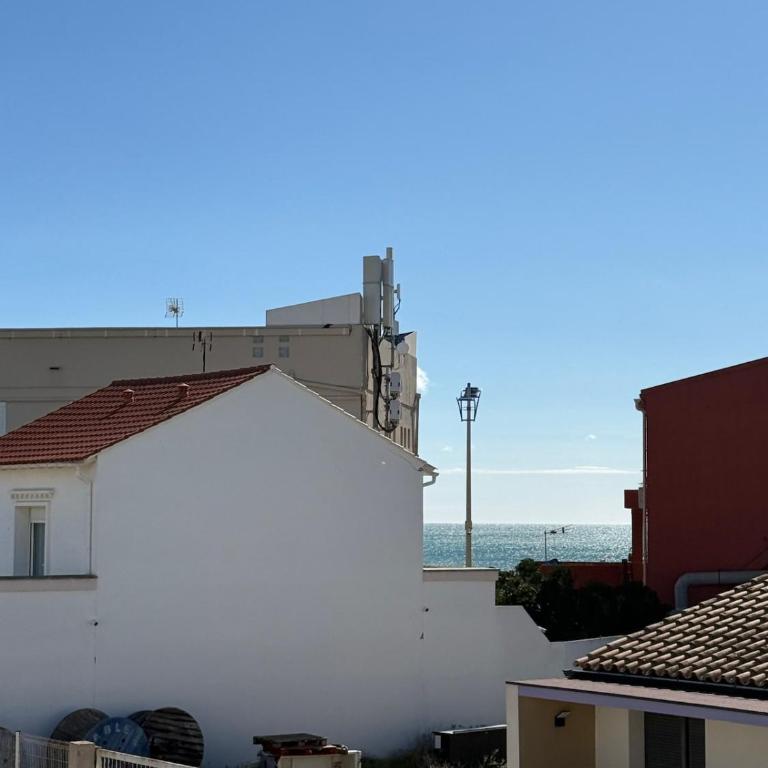 maison avec vue mer, terrasse, parking privé jardin et équipements famille - Maison 2 Chambres - 2