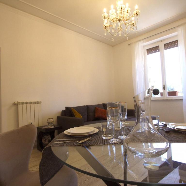 Art & Music Holiday Home - Apartment - 2