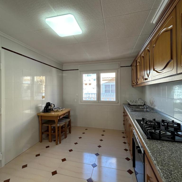 Casa familiar - Three-Bedroom House - 3