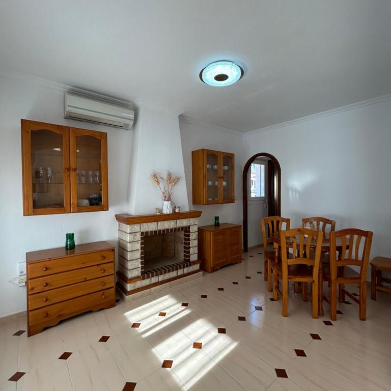 Casa familiar - Three-Bedroom House - 17