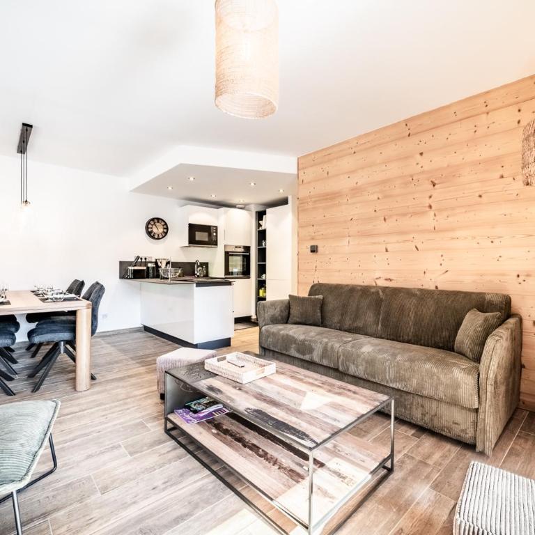MAS DE JOUX PLANE 202 Meilleur emplacement de Morzine, à côté de l'école de ski et des pistes - Apartment - 13