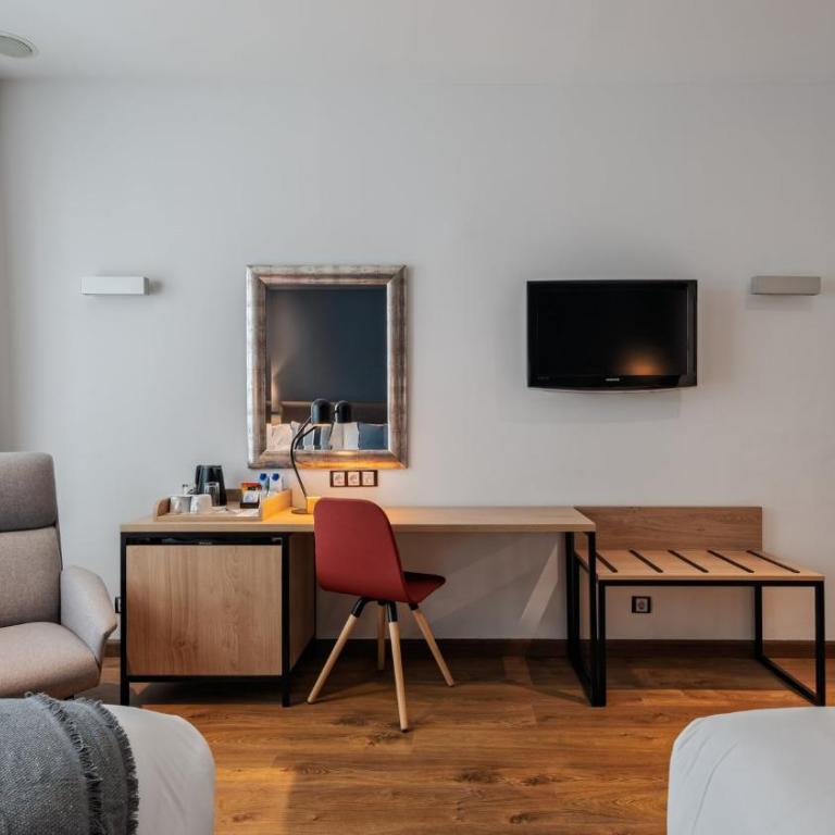 Hotel Crowne Plaza Madrid Airport - Standardzimmer - 12