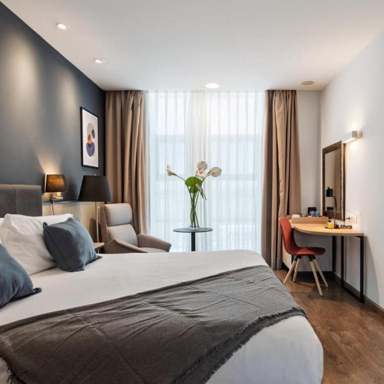 Hotel Crowne Plaza Madrid Airport - Standardzimmer - 9