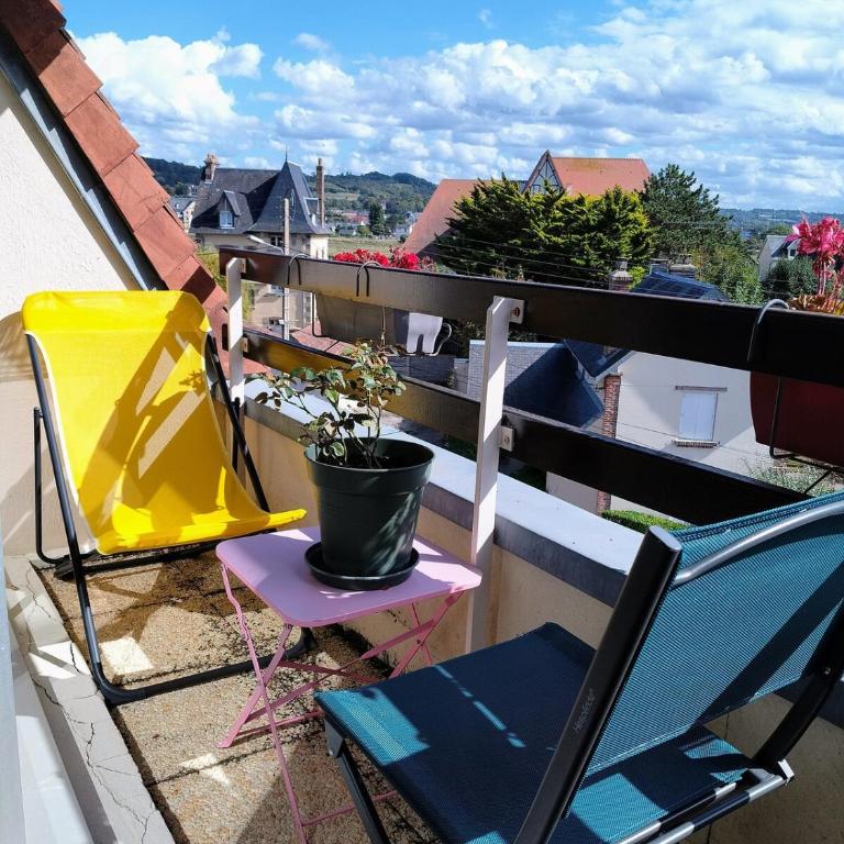 Joli appartement familial, 2 chambres, calme et soleil - Two-Bedroom Apartment - 1