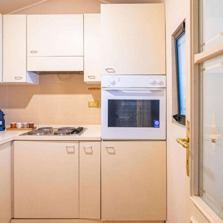 EasyTopStay - Charme and View in the Heart of Rome - Appartamento con 1 Camera da Letto - 6