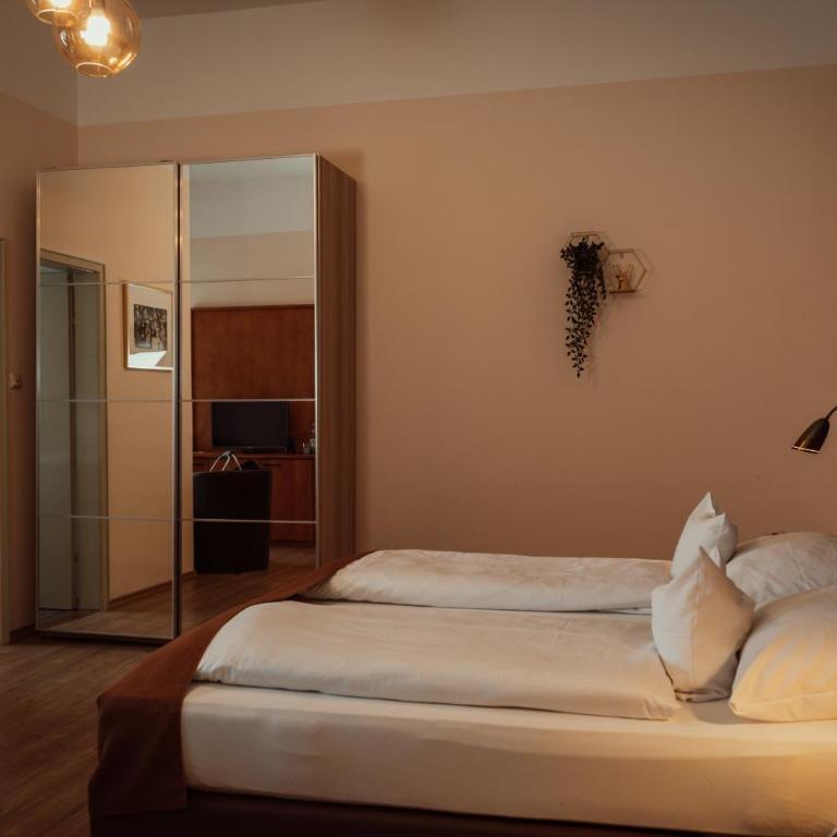 Alpenstadthotels - Doppelzimmer Comfort Annex Villa Erika - 14