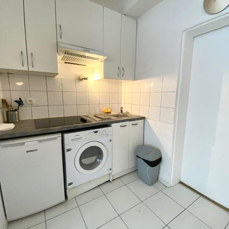 Suite 100 Belmondo Cosy Apartment Paris Center - Appartement - 6