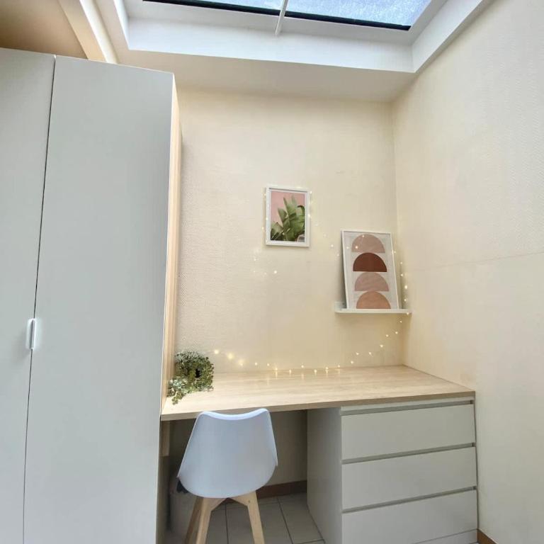 Suite 100 Belmondo Cosy Apartment Paris Center - Appartement - 13