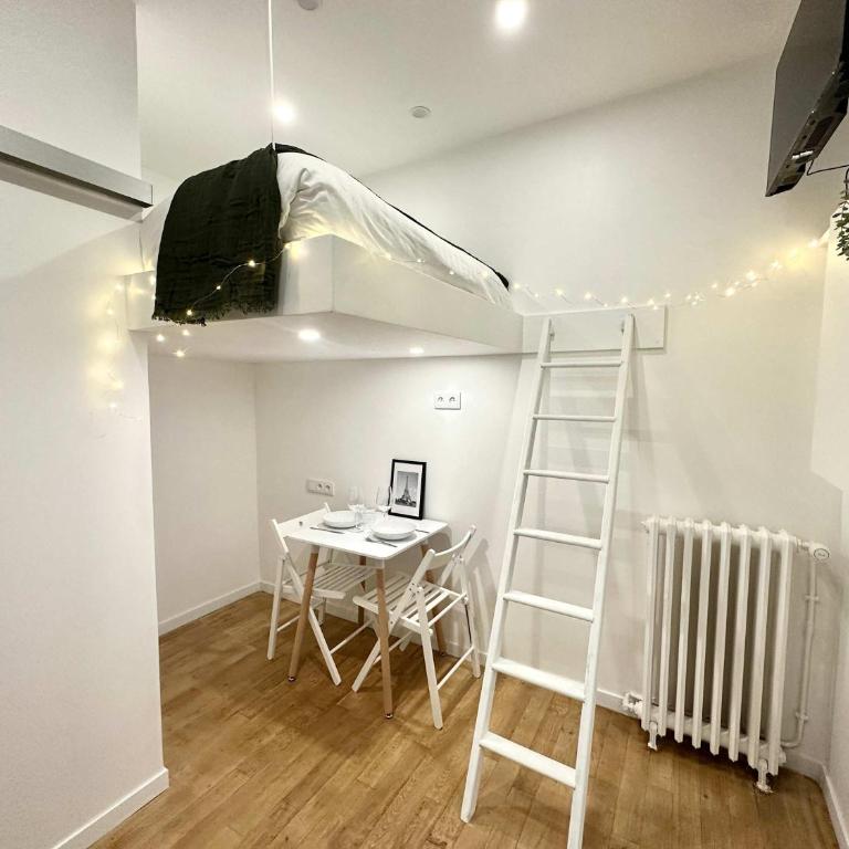 New 104 Suite Juliette - Cosy Apartment Paris Center - Studio - 1