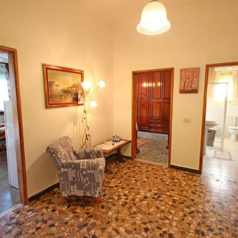 Mariella - Two-Bedroom House - 8