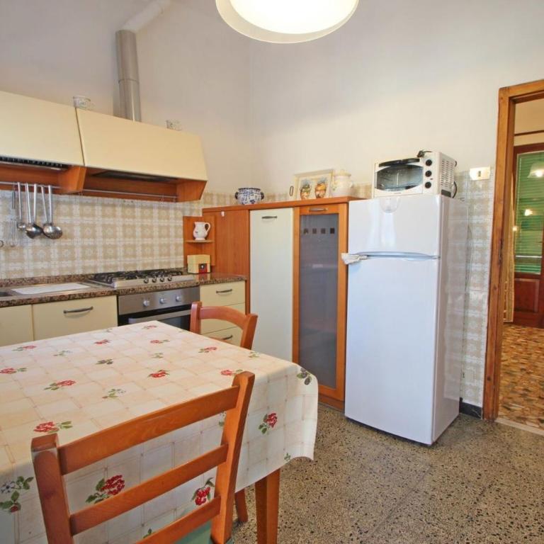 Mariella - Two-Bedroom House - 10