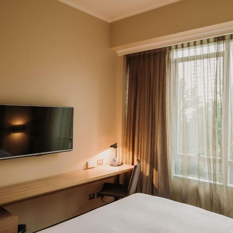 Mercure Concepcion - Habitación Superior con cama extragrande - 2