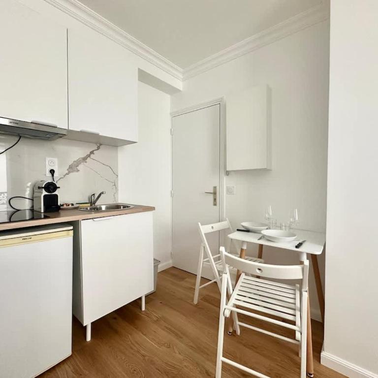 New 135 Suite Victor - Cosy Apartment Paris Center - Studio - 10