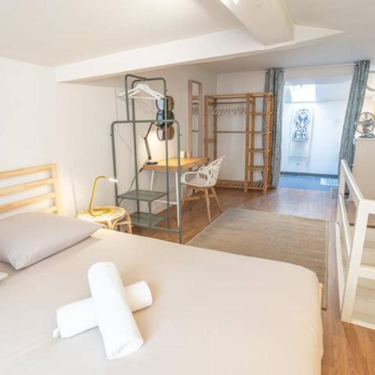 Peaceful & well-located duplex Parc Blandan Rhône & Wifi - Appartement - 4