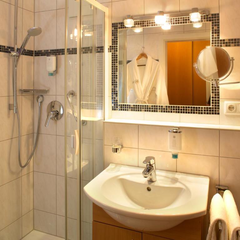 Kur- und Wellnesshotel Förch - Deluxe Einzelzimmer mit Balkon - 1