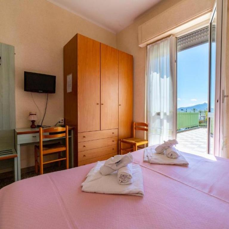 Hotel Regina Mundi - Camera Deluxe Matrimoniale/Doppia con Letti Singoli con Vista Mare - 7