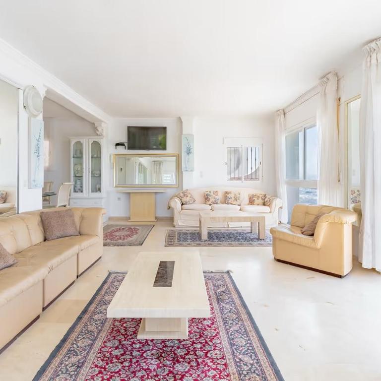 Lovely beachfront apartment Puerto Banus Marbella - Apartamento - 15
