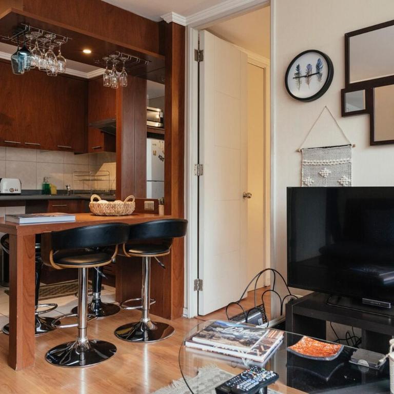 Excelente departamento en centro histórico - Two-Bedroom Apartment - 2