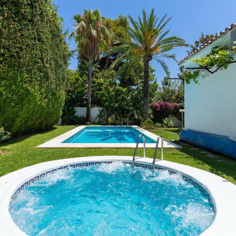 Beautiful Villa La Caracola heated pool Puerto Banus Marbella - Villa - 4
