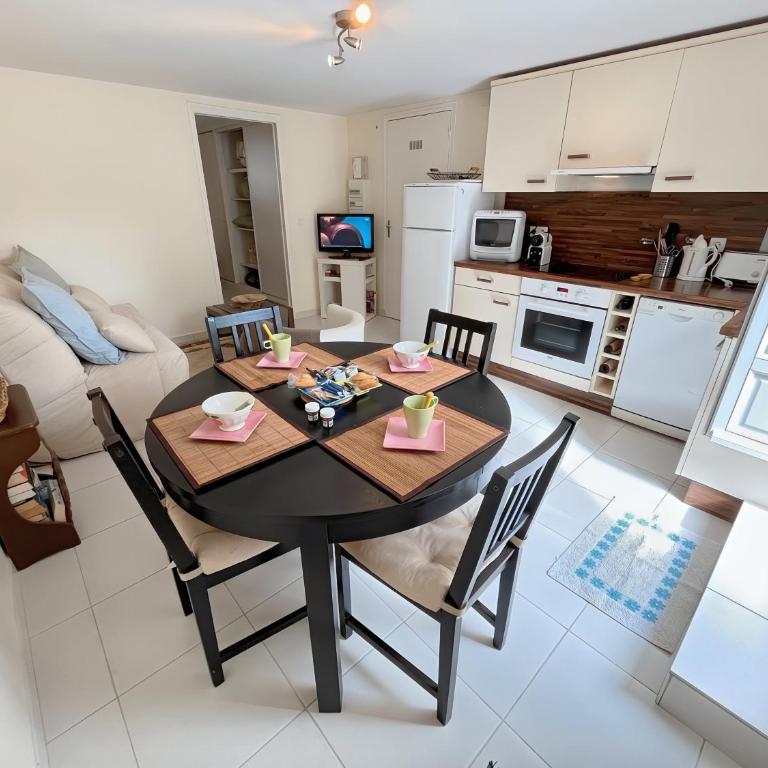 À 2 pas de la plage, Parking privé et gratuit - Appartement 1 Chambre - 1