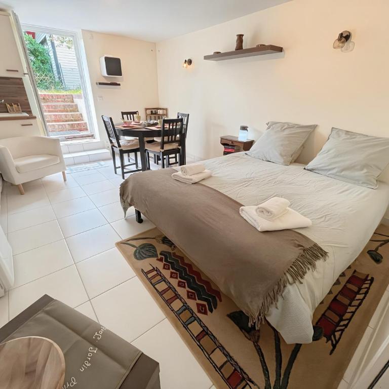 À 2 pas de la plage, Parking privé et gratuit - Appartement 1 Chambre - 10