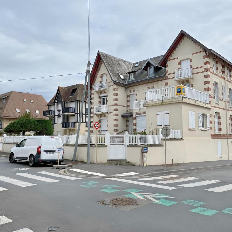 À 2 pas de la plage, Parking privé et gratuit - Appartement 1 Chambre - 16