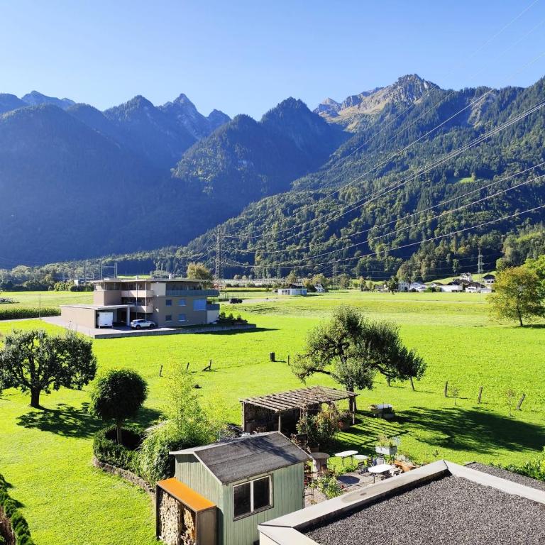 Bella Vista - 85 m2 Ferienwohnung mit überdachtem Parkplatz und Außenstellplatz - Bergblick - Three-Bedroom Apartment with Mountain View - 15