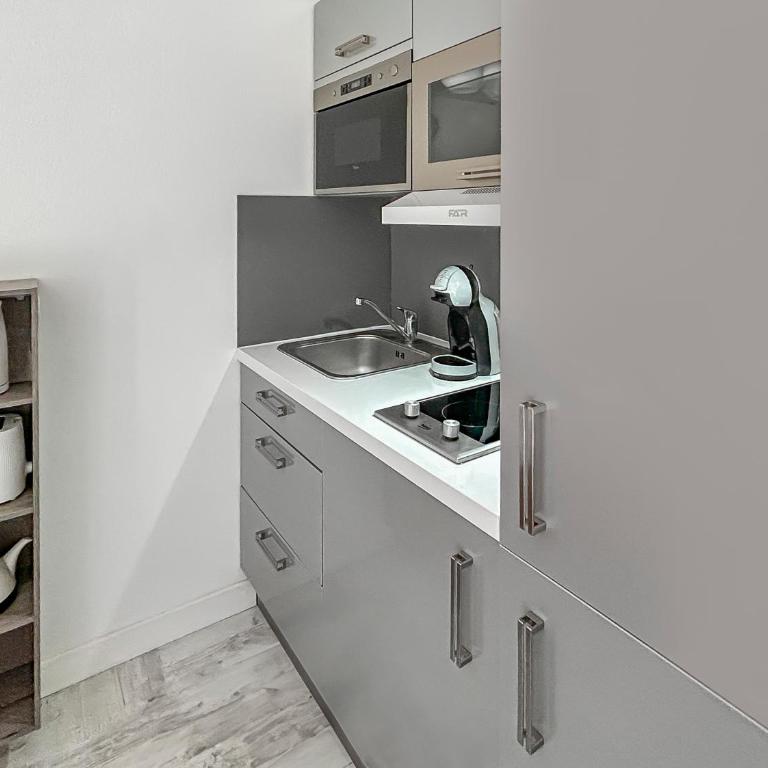 Charmant studio avec parking et balcon privé - Studio avec Balcon - 14