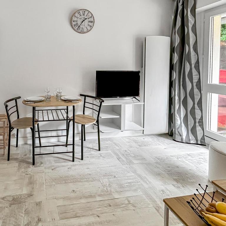 Charmant studio avec parking et balcon privé - Studio avec Balcon - 13