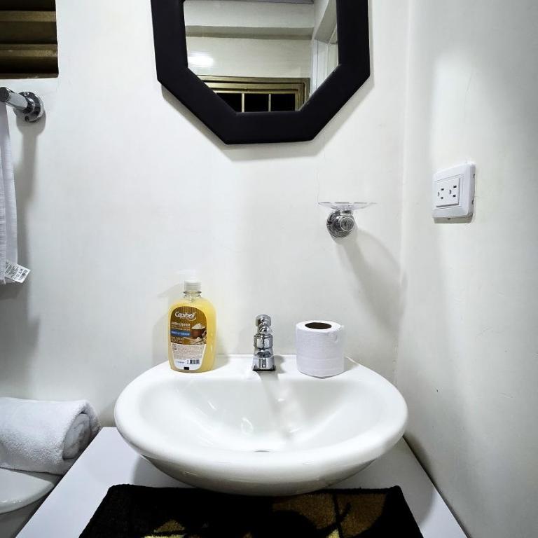 Fly & Stay Bogota APT 1 - One-Bedroom Apartment - 2