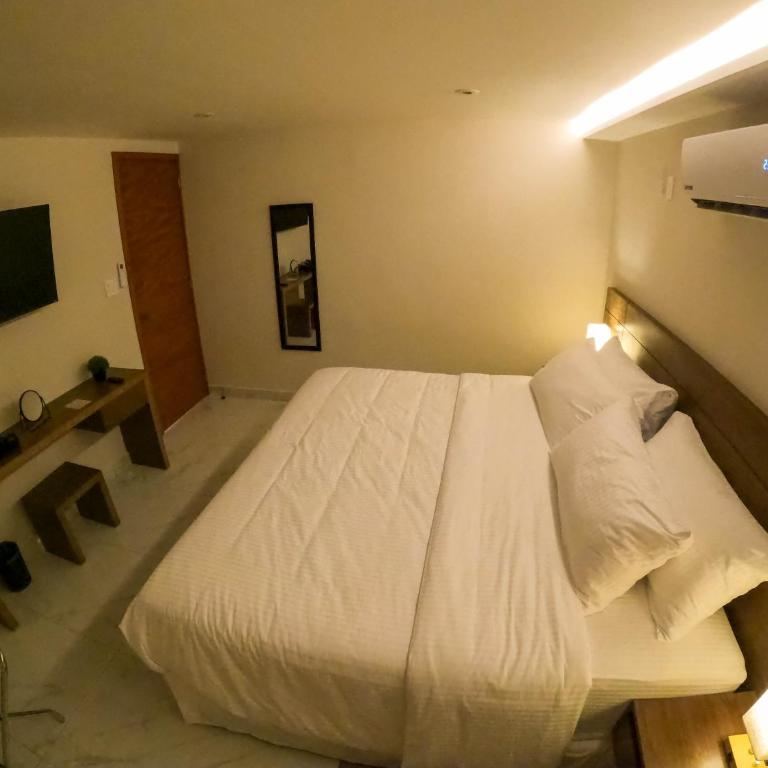 Hotel 28 Cancun - Deluxe Double Studio - 66