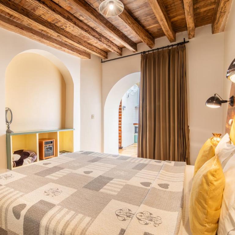 Old Town Quito Suites, Heritage Hotel, Historic center - Apartment - Ground Floor - 9