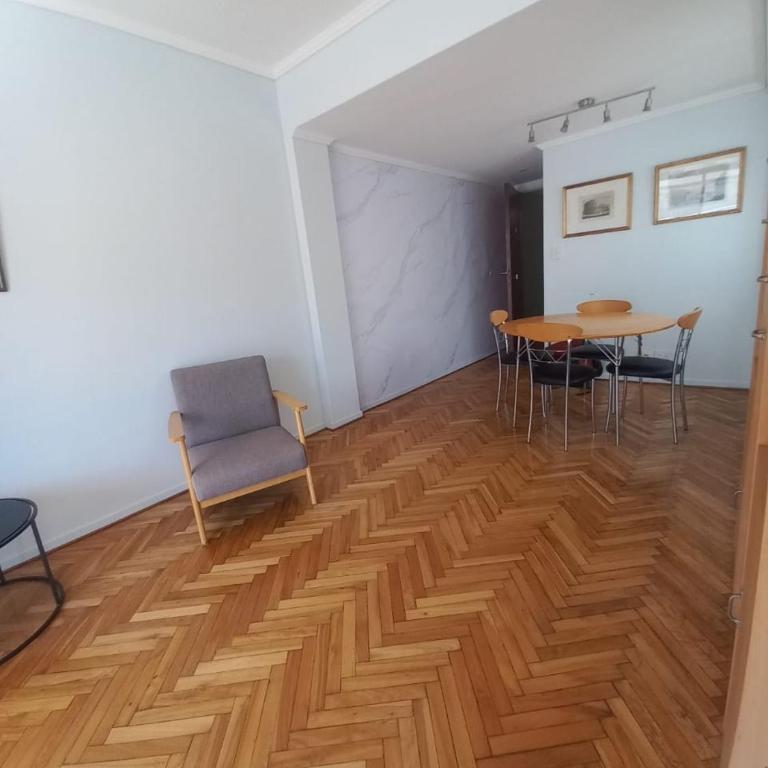 Juncal 2151 Recoleta, 2 amb impecable - Apartamento de 1 dormitorio - 4