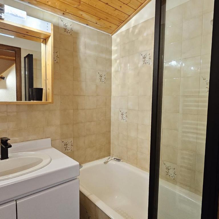 3-star apartment with view - Apartment - 6