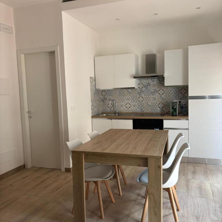 White Moon - Casa a Schiera con 2 Camere da Letto - 1