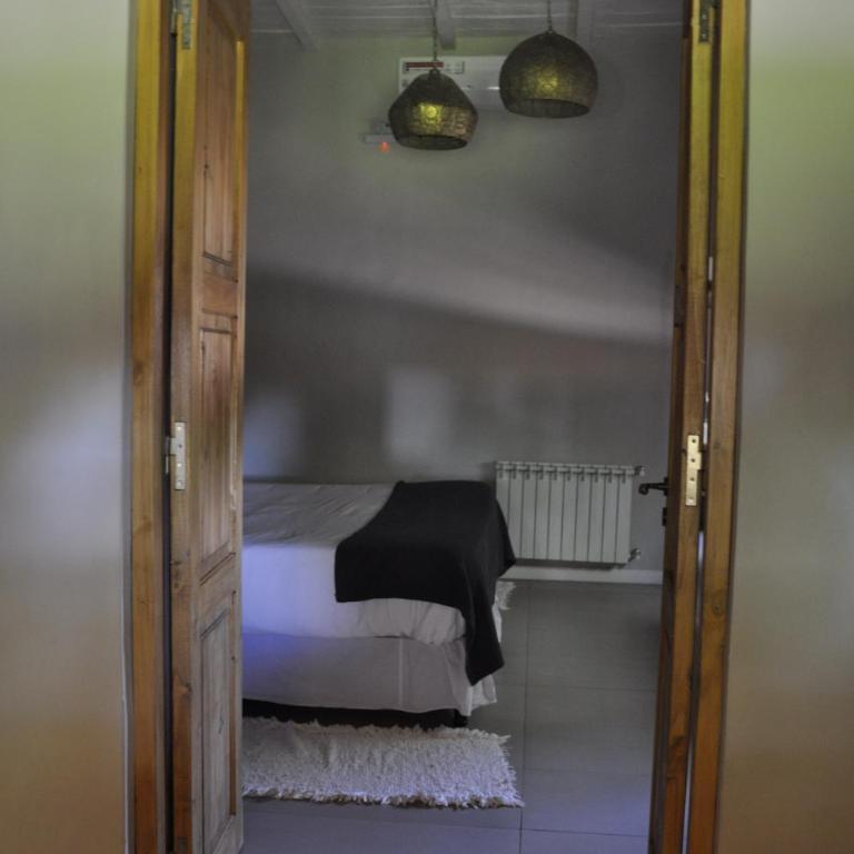 Dobe Lodge - Triple Room - 4