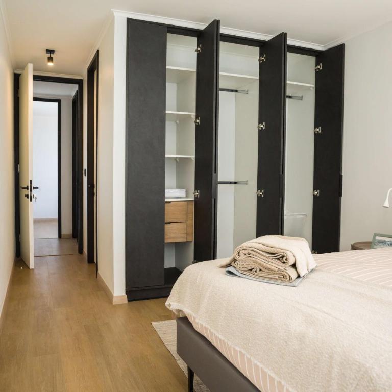 Stylish 2BR Urban Oasis for 3 in Vibrant Las Condes - Apartment - 14